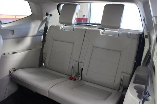 2021 Volkswagen Atlas 3.6L V6 SE w/Technology R-Line
