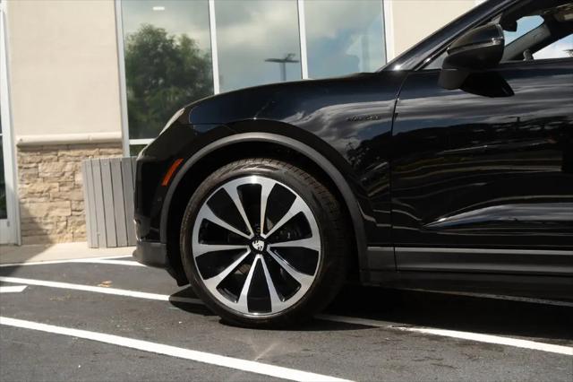 2025 Porsche Macan Electric 4