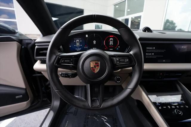 2025 Porsche Macan Electric 4