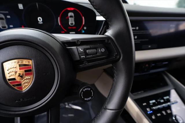 2025 Porsche Macan Electric 4