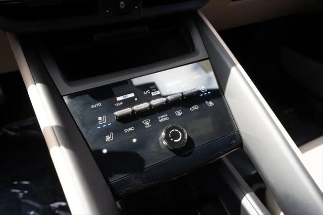 2025 Porsche Macan Electric 4