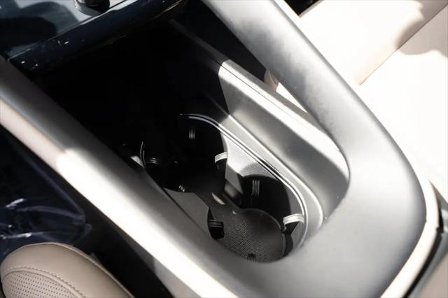 2025 Porsche Macan Electric 4