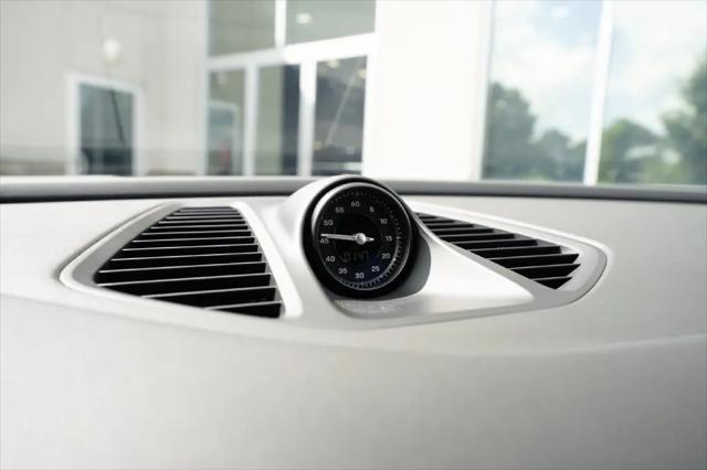 2025 Porsche Macan Electric 4