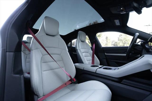 2022 Porsche Taycan 4S
