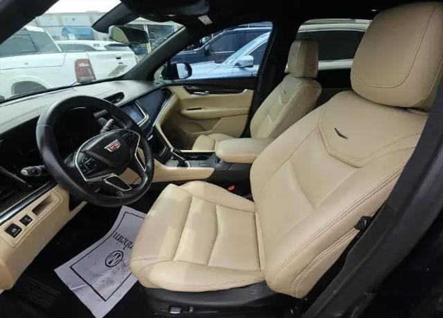 2017 Cadillac XT5 Standard