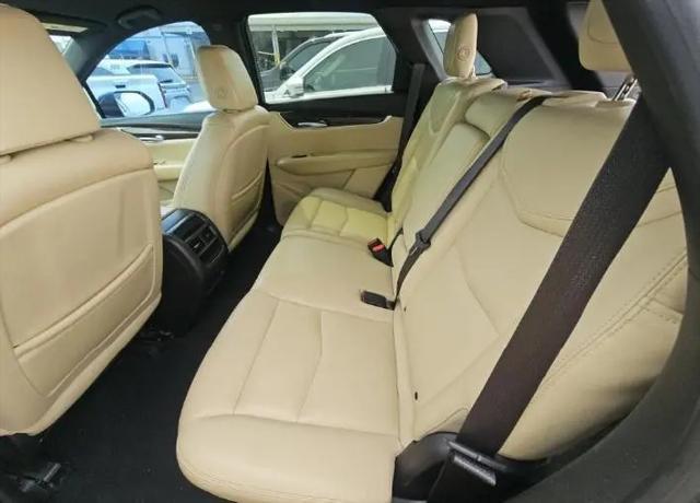 2017 Cadillac XT5 Standard