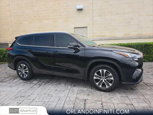 2020 Toyota Highlander XLE for sale in Orlando, FL