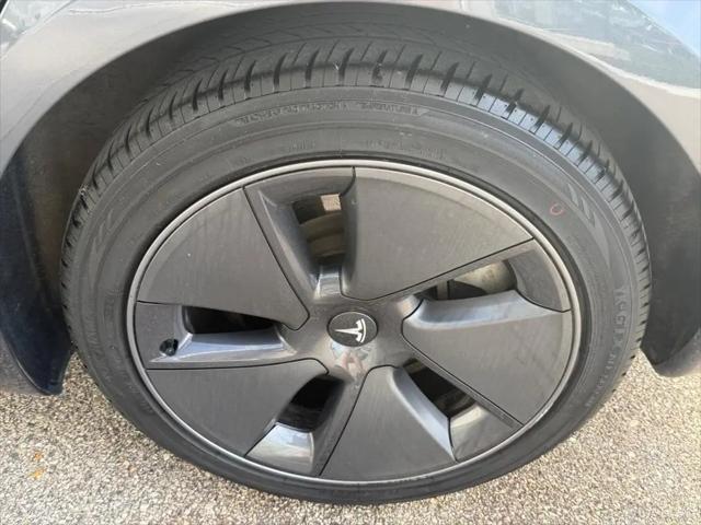 2022 Tesla Model 3 Long Range Dual Motor All-Wheel Drive