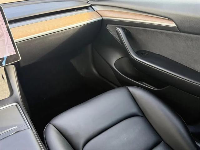 2022 Tesla Model 3 Long Range Dual Motor All-Wheel Drive