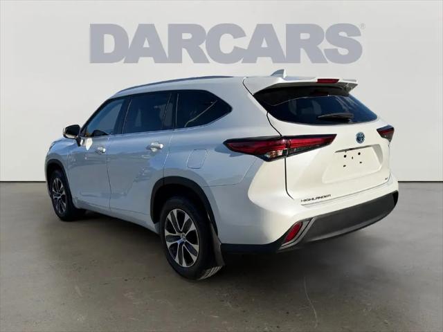 2022 Toyota Highlander Hybrid XLE