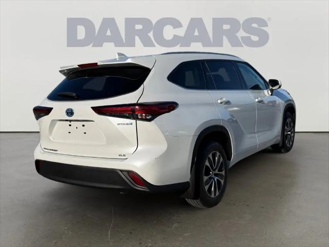 2022 Toyota Highlander Hybrid XLE