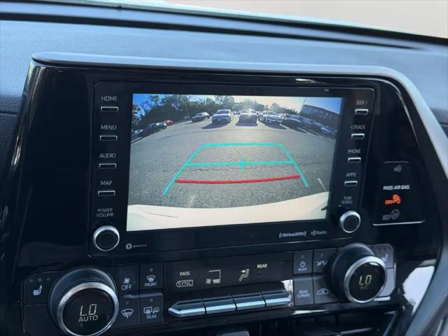 2022 Toyota Highlander Hybrid XLE