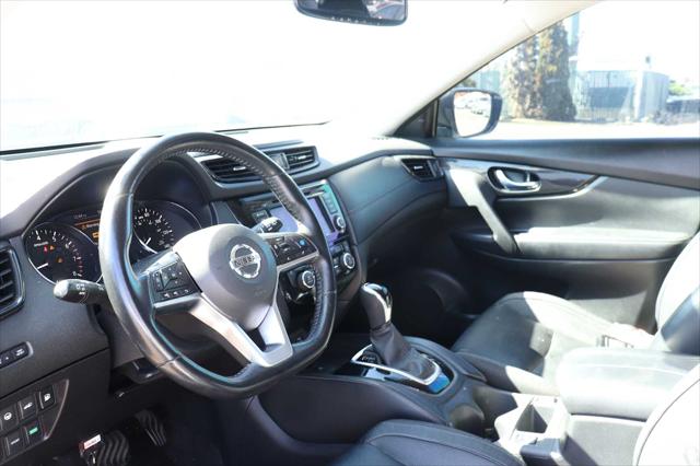 2018 Nissan Rogue SL