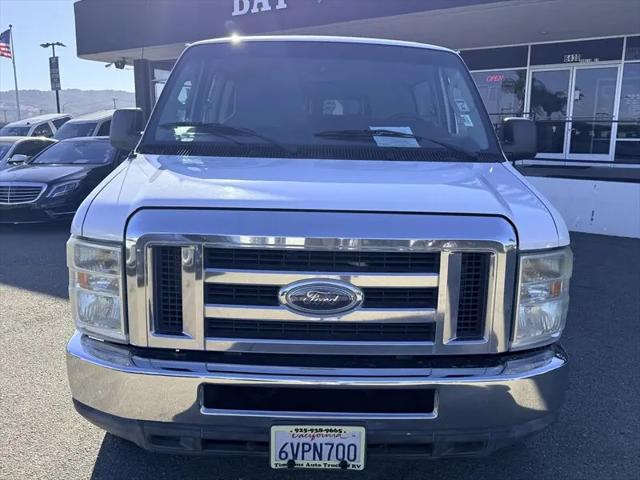 2012 Ford E-350 Super Duty XL