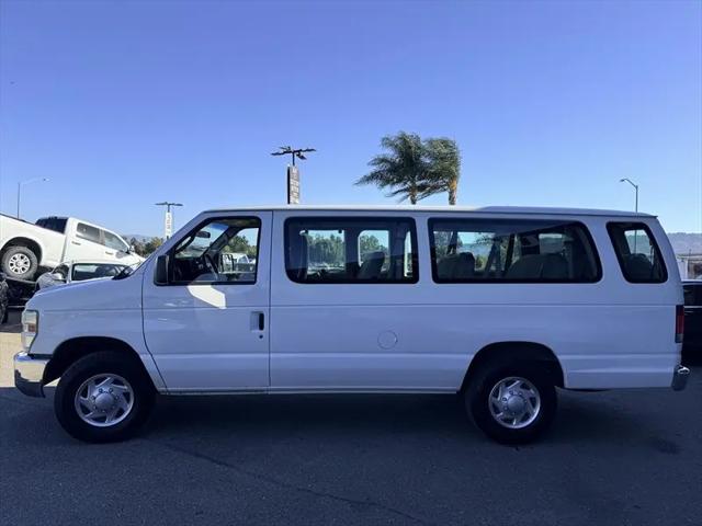 2012 Ford E-350 Super Duty XL