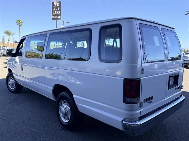 2012 Ford E-350 Super Duty XL