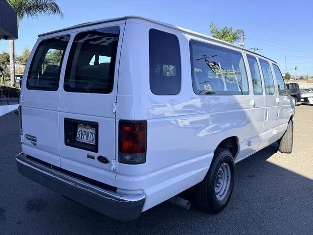 2012 Ford E-350 Super Duty XL