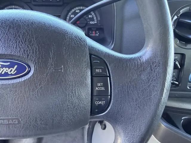 2012 Ford E-350 Super Duty XL