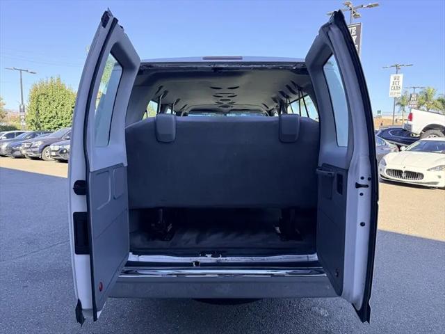 2012 Ford E-350 Super Duty XL