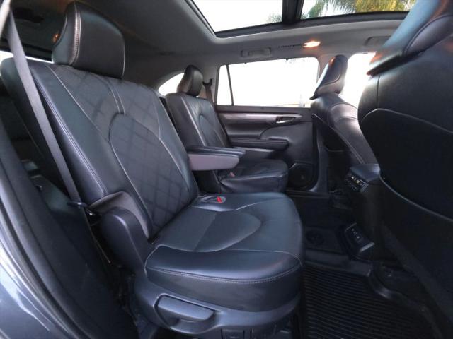 2020 Toyota Highlander Platinum