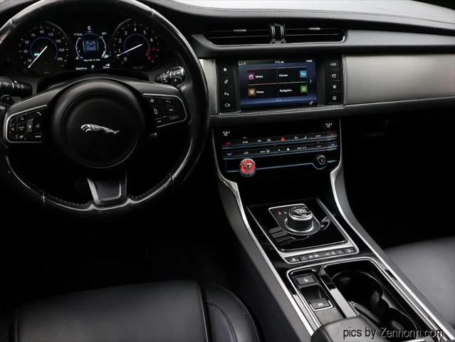 2017 Jaguar XF 35t Premium