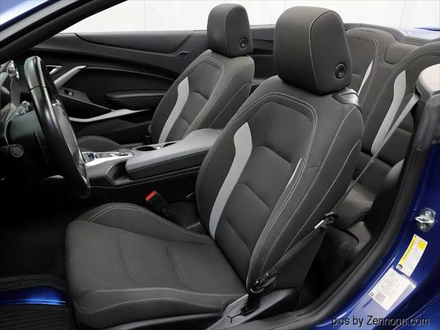2020 Chevrolet Camaro RWD Convertible 1LT