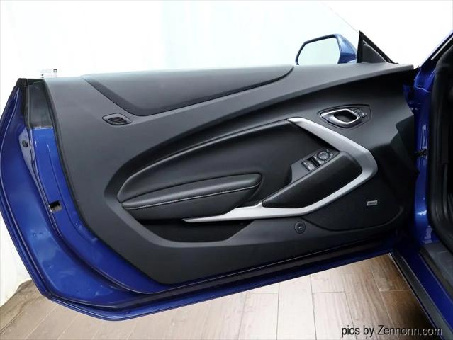 2020 Chevrolet Camaro RWD Convertible 1LT
