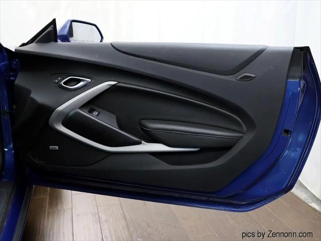 2020 Chevrolet Camaro RWD Convertible 1LT