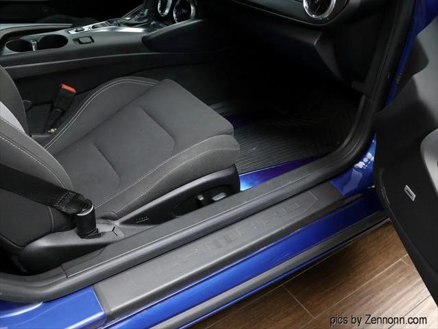 2020 Chevrolet Camaro RWD Convertible 1LT