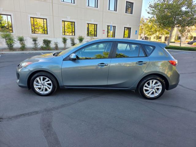 2013 Mazda Mazda3 i Touring