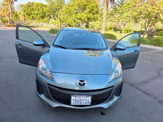 2013 Mazda Mazda3 i Touring