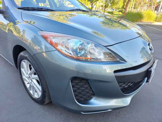 2013 Mazda Mazda3 i Touring