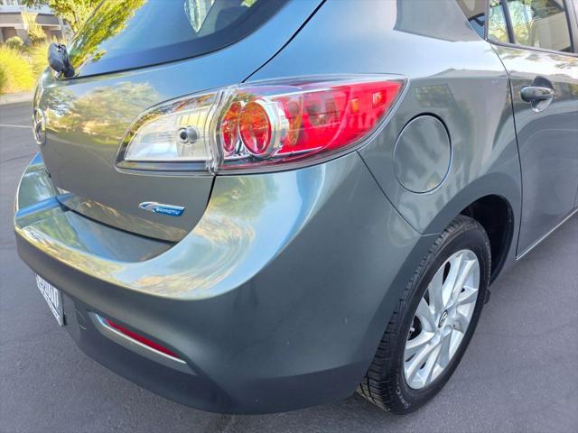 2013 Mazda Mazda3 i Touring