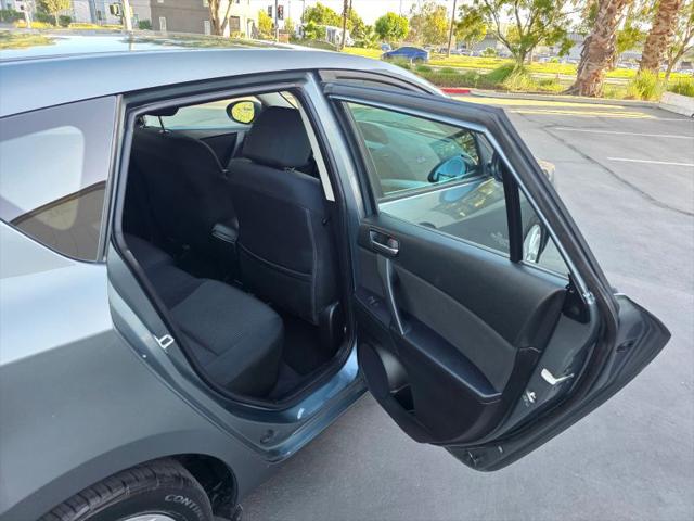 2013 Mazda Mazda3 i Touring