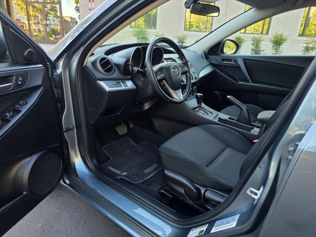 2013 Mazda Mazda3 i Touring