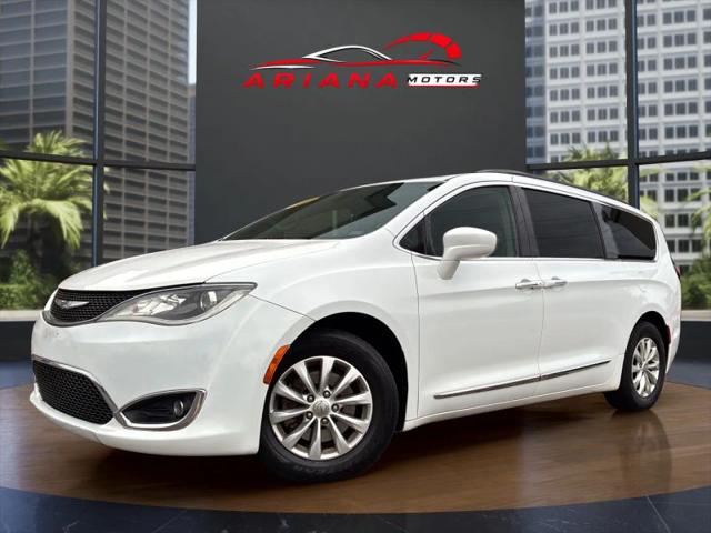 2017 Chrysler Pacifica Touring-L for sale in Garland, TX