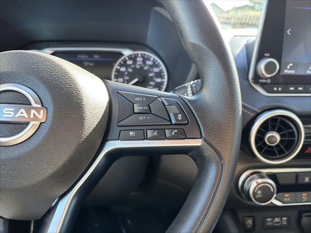 2024 Nissan Sentra SV Xtronic CVT