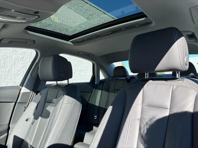 2023 Audi A4 Premium Plus 40 TFSI quattro S tronic