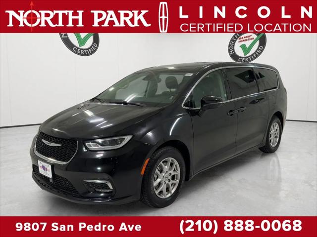 2023 Chrysler Pacifica Touring L for sale in San Antonio, TX