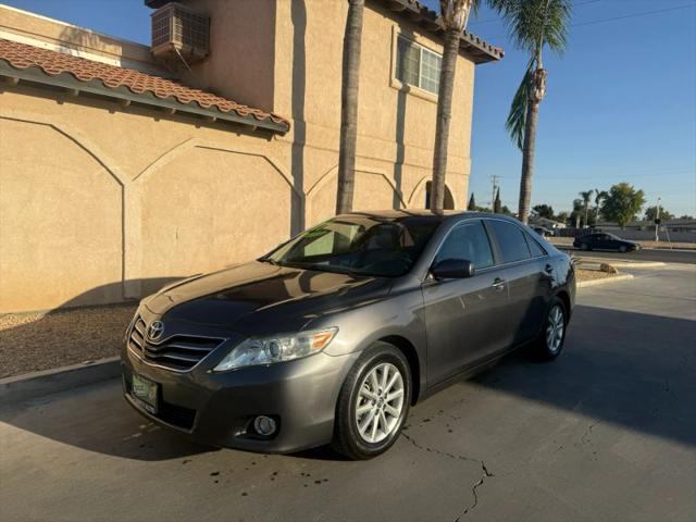 2011 Toyota Camry XLE V6 for sale in Wasco, CA