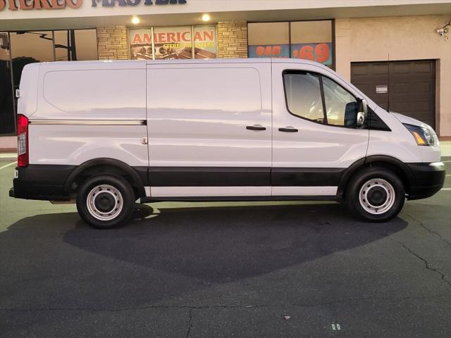 2019 Ford Transit w/60/40 Side Door w/RWB