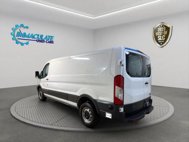 2017 Ford Transit w/60/40 Side Door w/LWB