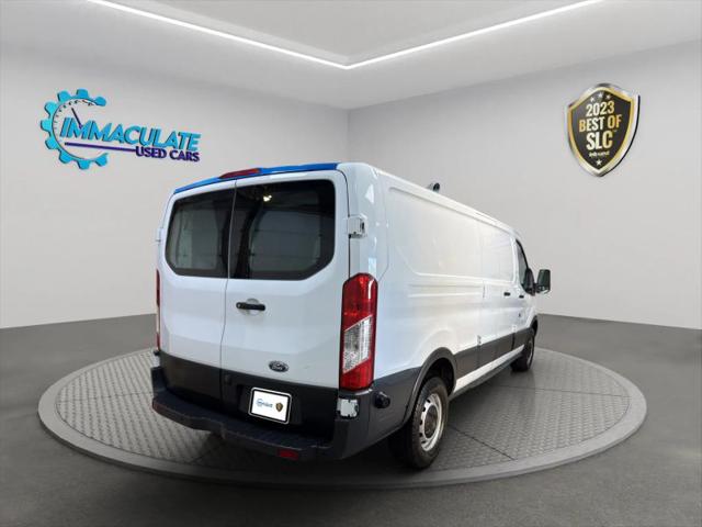 2017 Ford Transit w/60/40 Side Door w/LWB