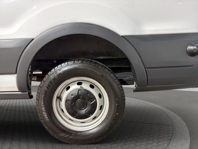 2017 Ford Transit w/60/40 Side Door w/LWB