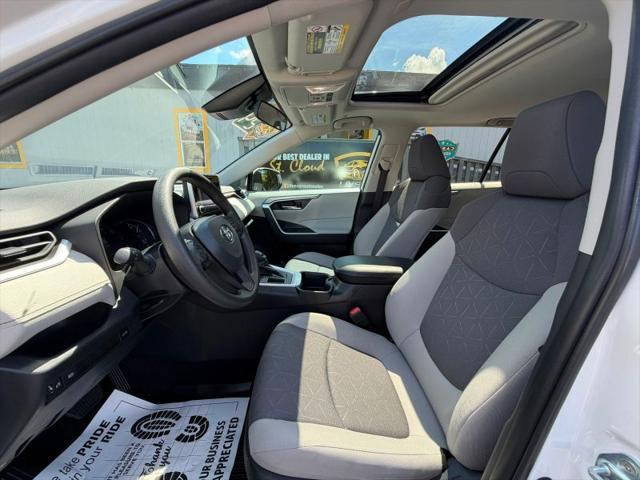 2024 Toyota RAV4 XLE