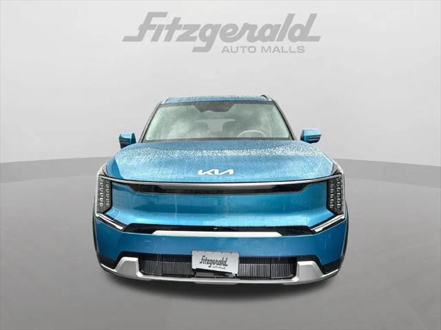 2024 Kia EV9 Land