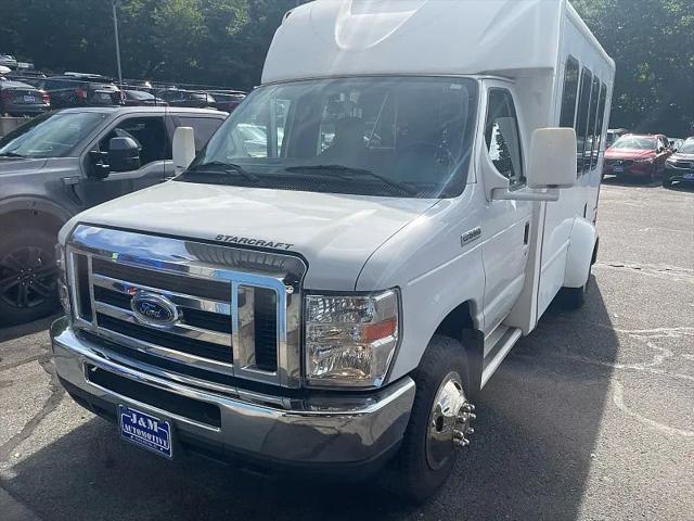 2019 Ford E-350 Cutaway Base for sale in Naugatuck, CT