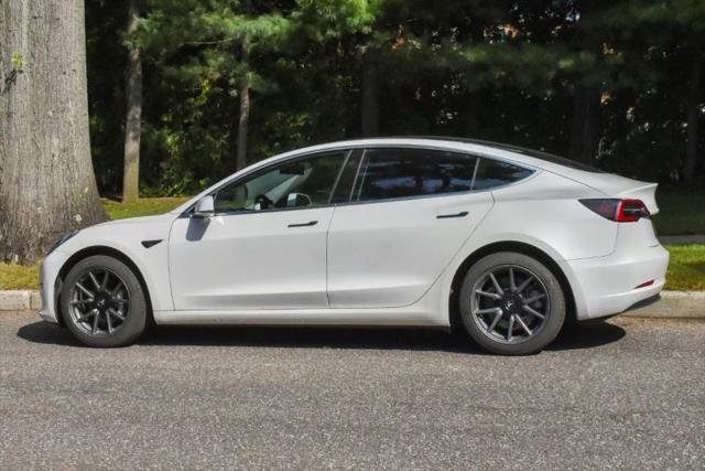 2020 Tesla Model 3 Standard Range Plus Rear-Wheel Drive