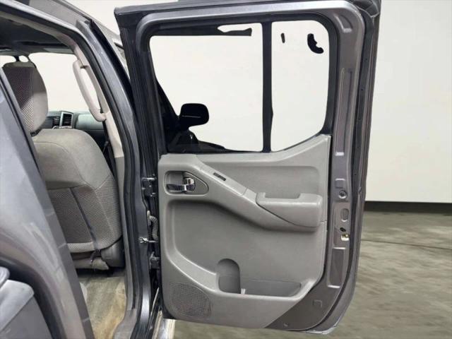 2016 Nissan Frontier SV