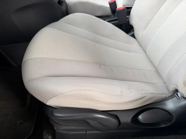 2013 Mazda Mazda5 Sport